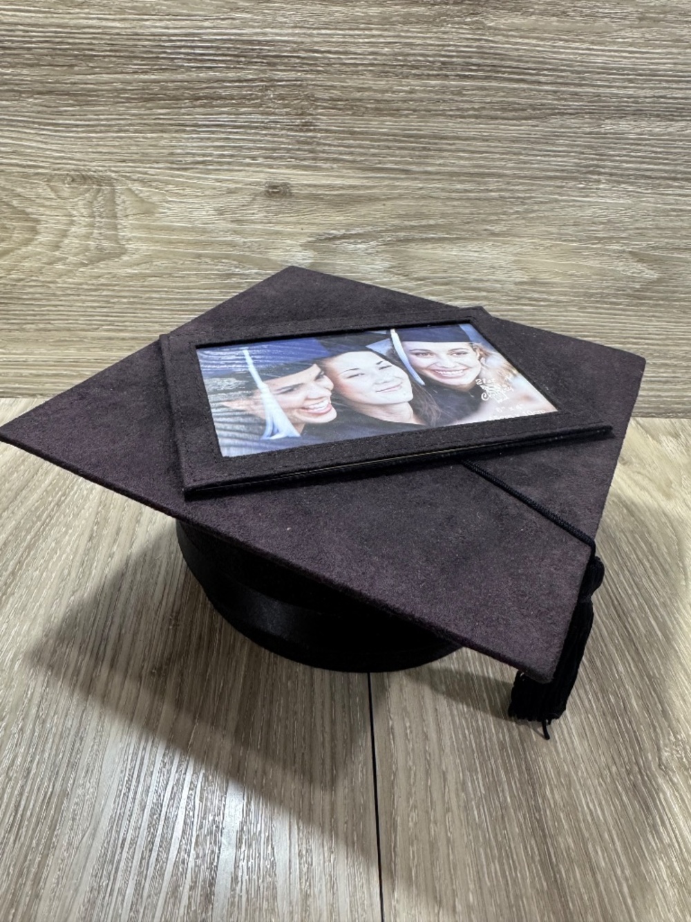 Box and frame - Picture 3 of 6